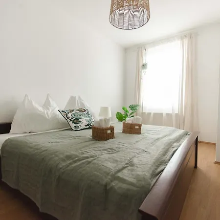 Naehe Red Bull Ring Top8 Apartman *